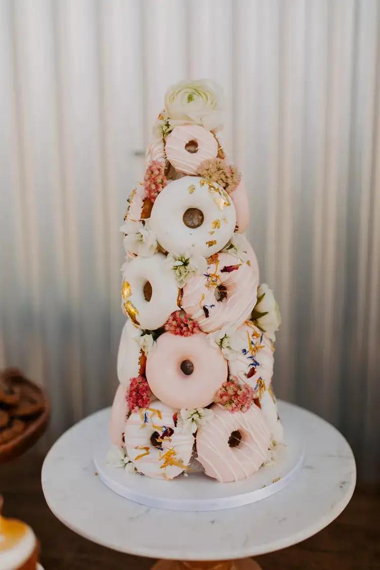 10 Wedding Cake Alternatives