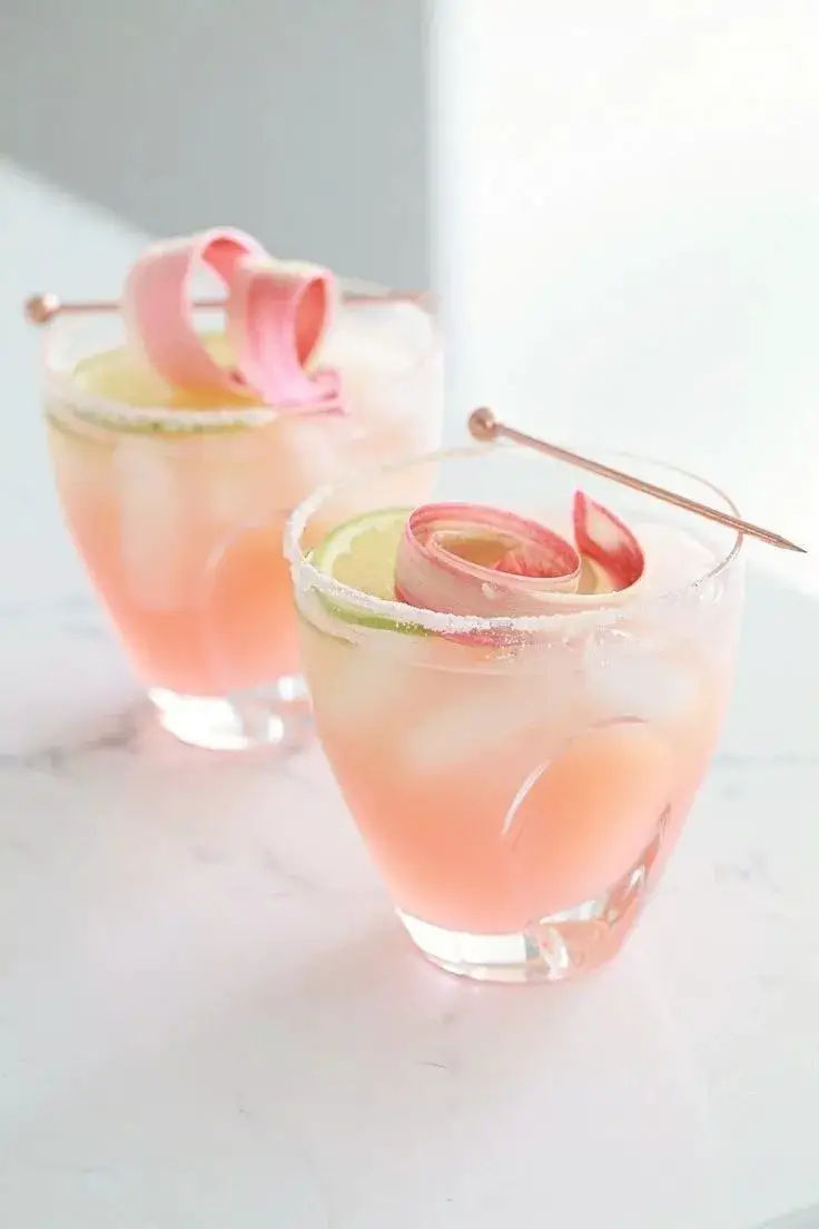 Sparkling Rosé Cocktail