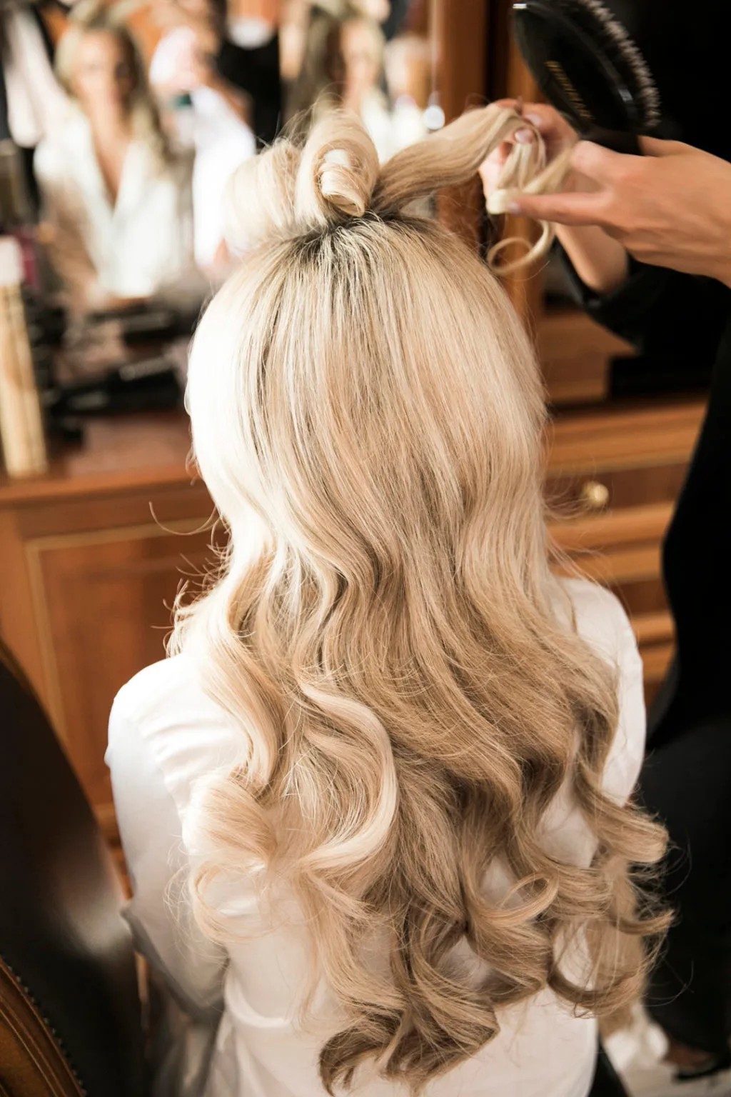 11 Gorgeous Bridal Blow Dry Styles